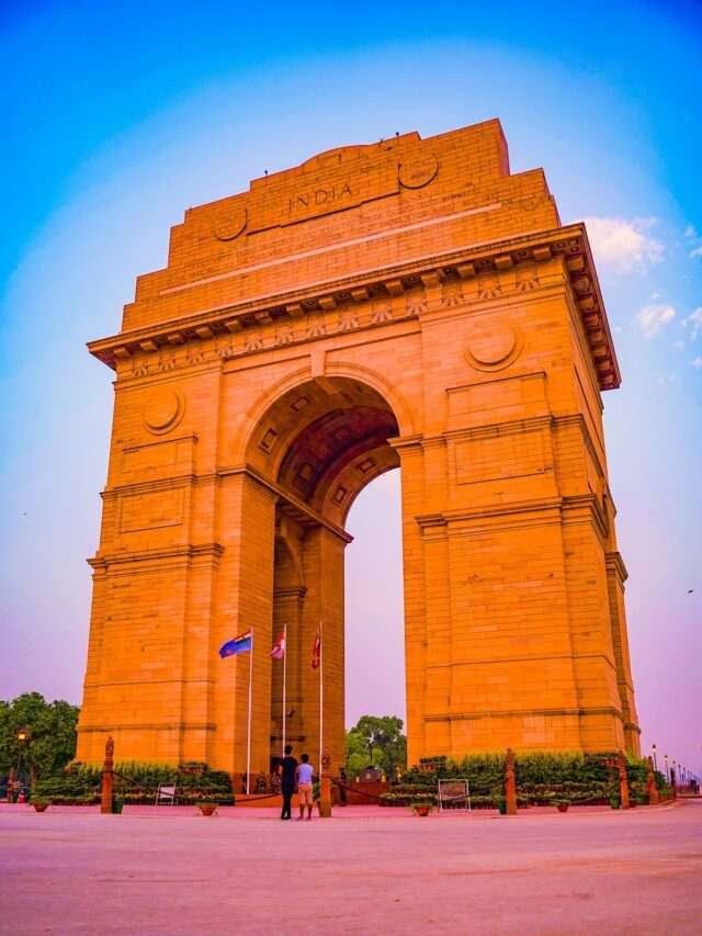 जानिए भारत की प्रधानमंत्री के बारें में by shivarth education