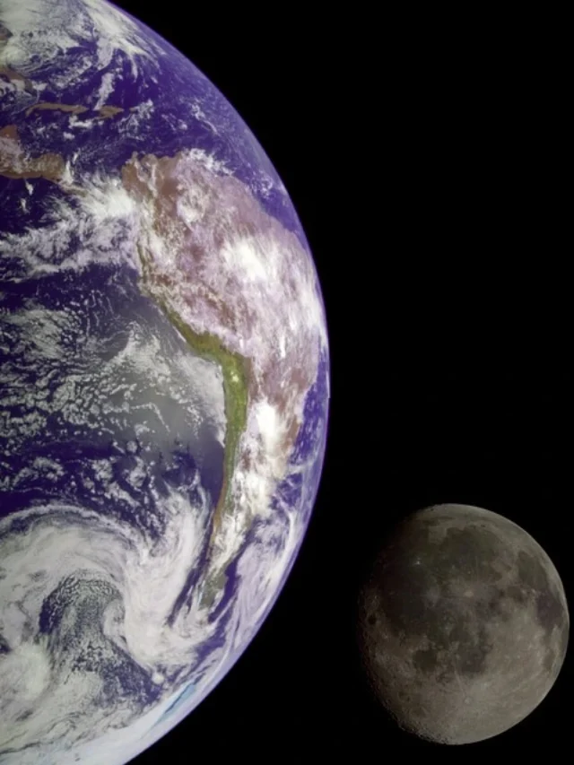 distance between earth and moon in hindi