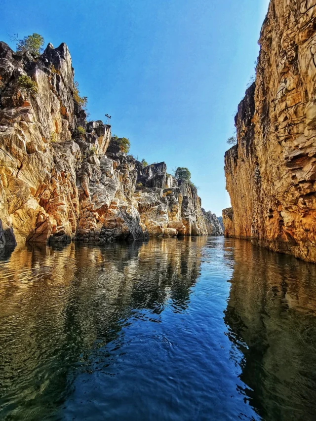 Narmada River facts in Hindi