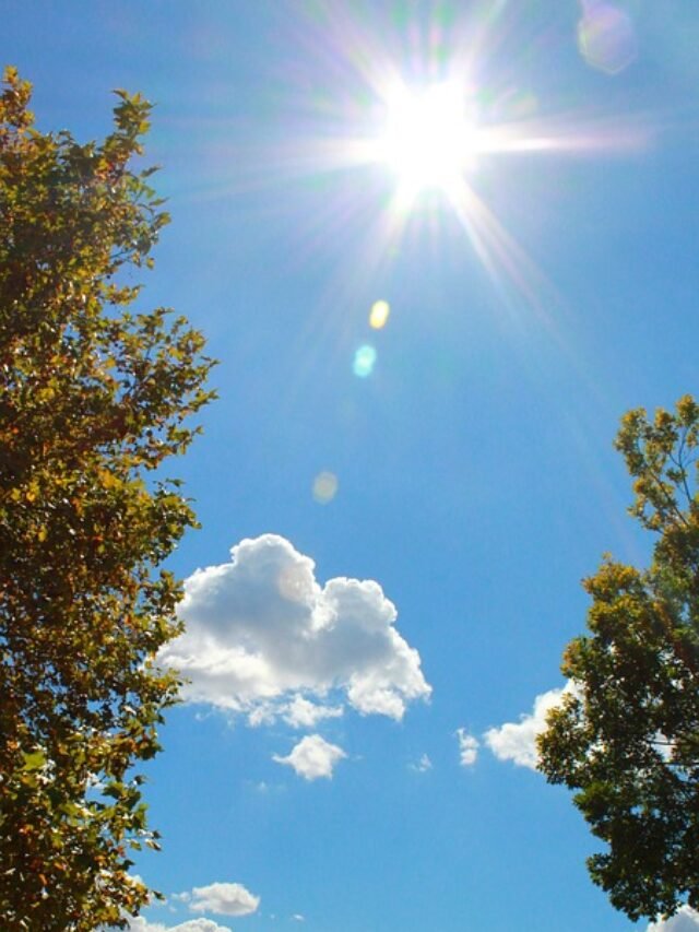 sky blue color reason in hindi