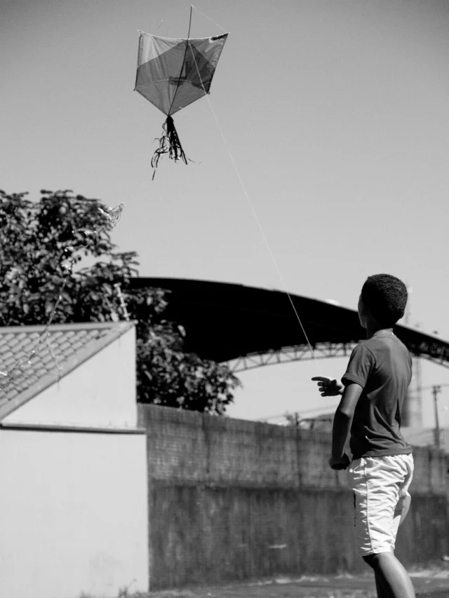 who invented kite first in hindi