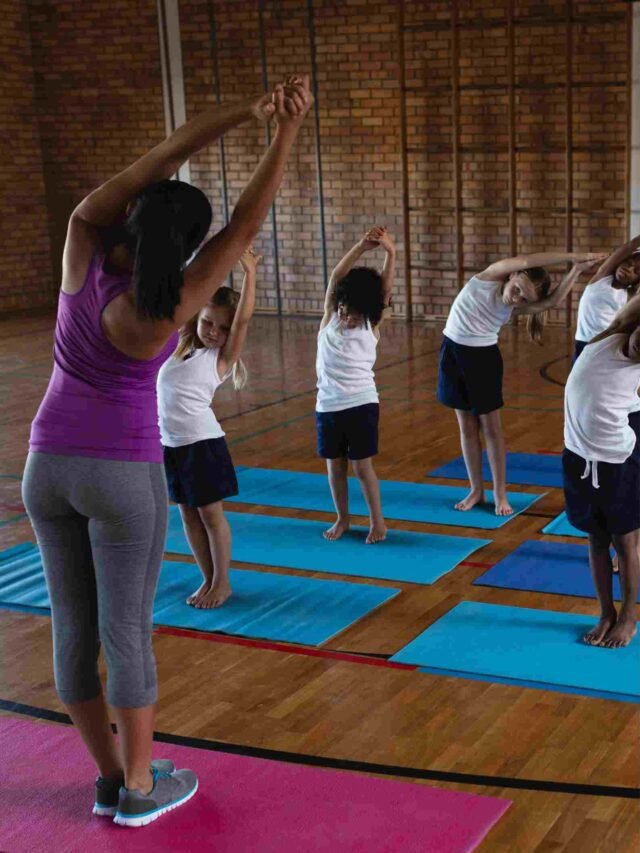 Yoga career after 12th in Hindi